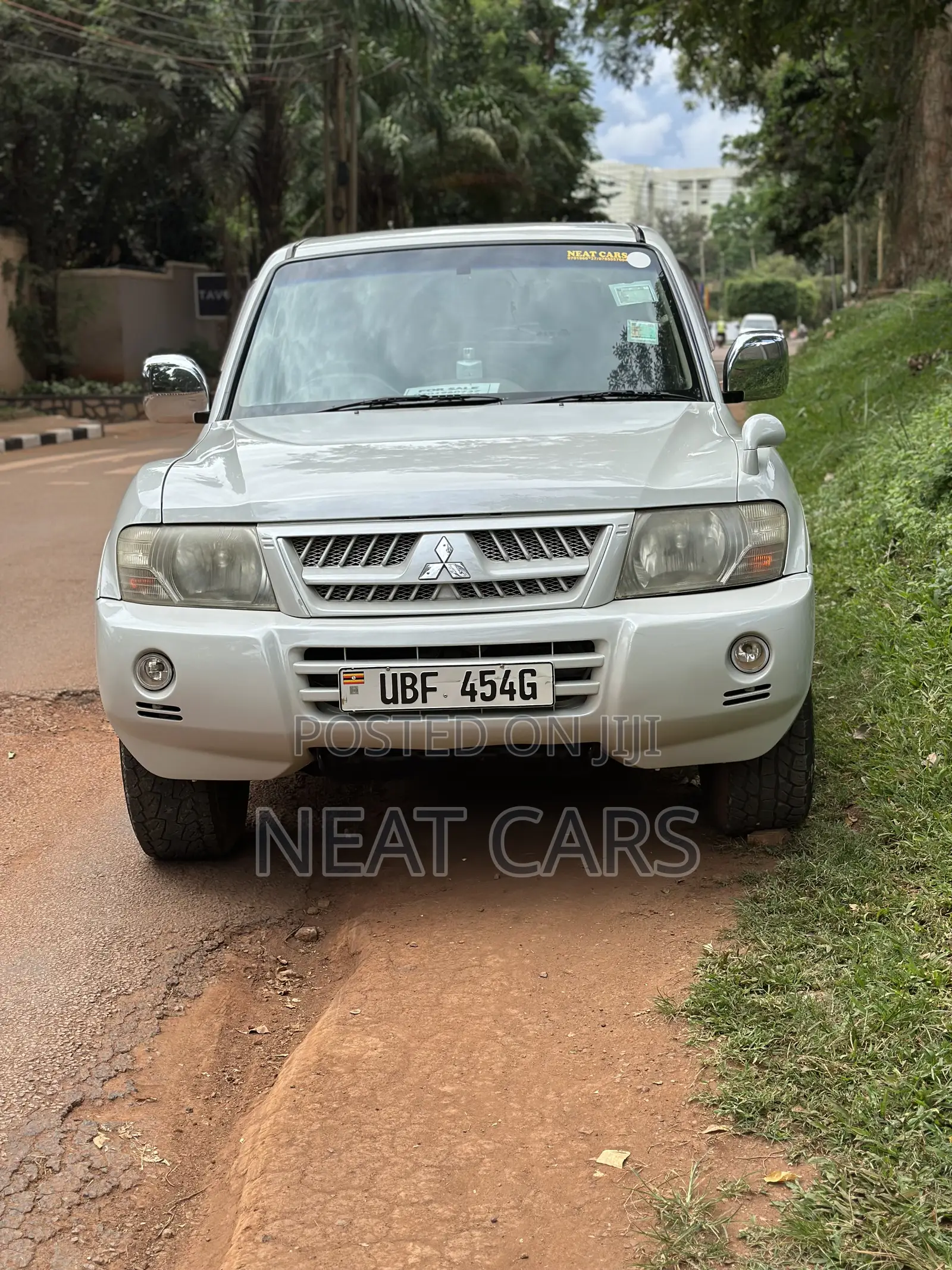 Mitsubishi Pajero 2005 White