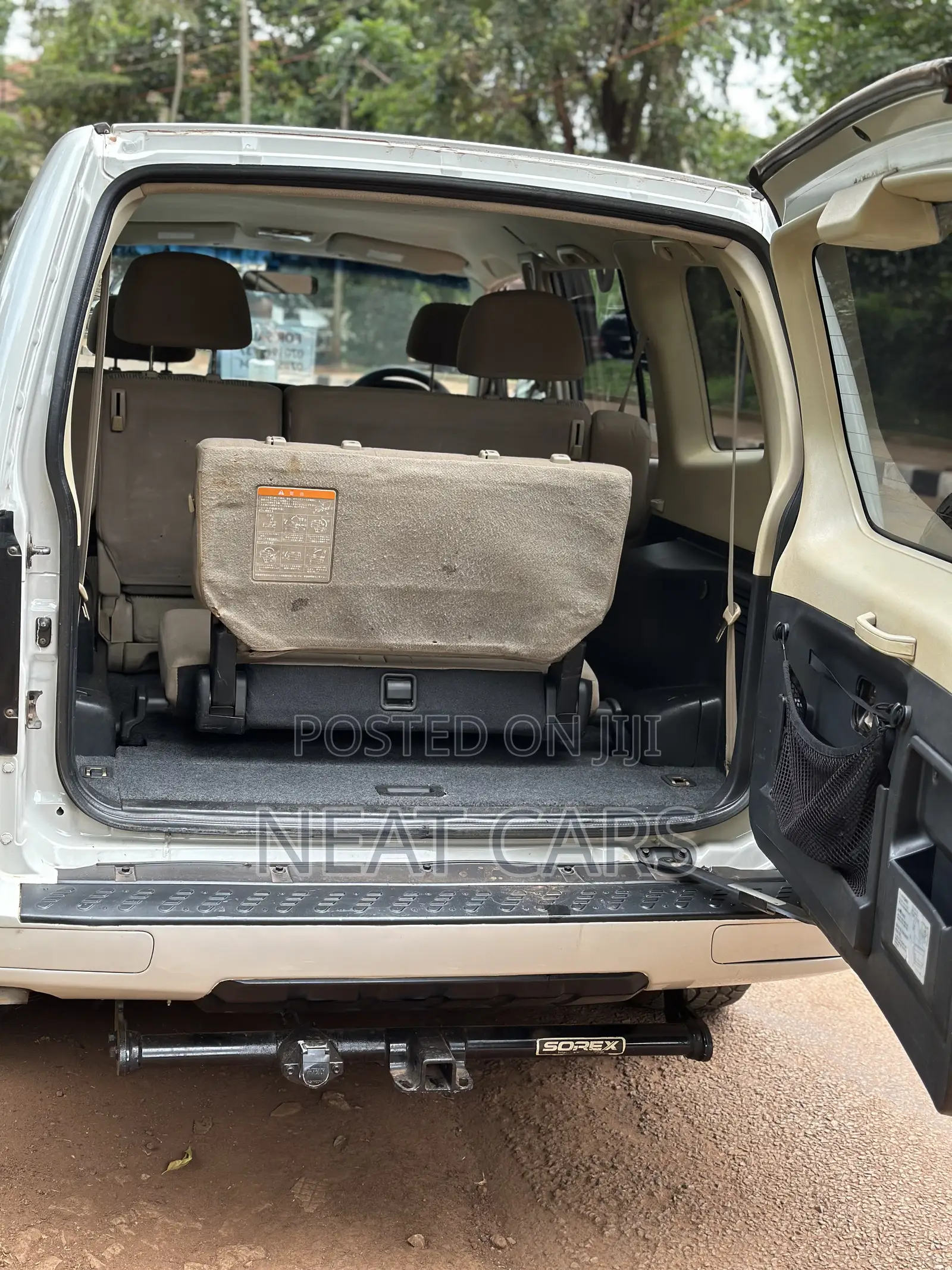 Mitsubishi Pajero 2005 White
