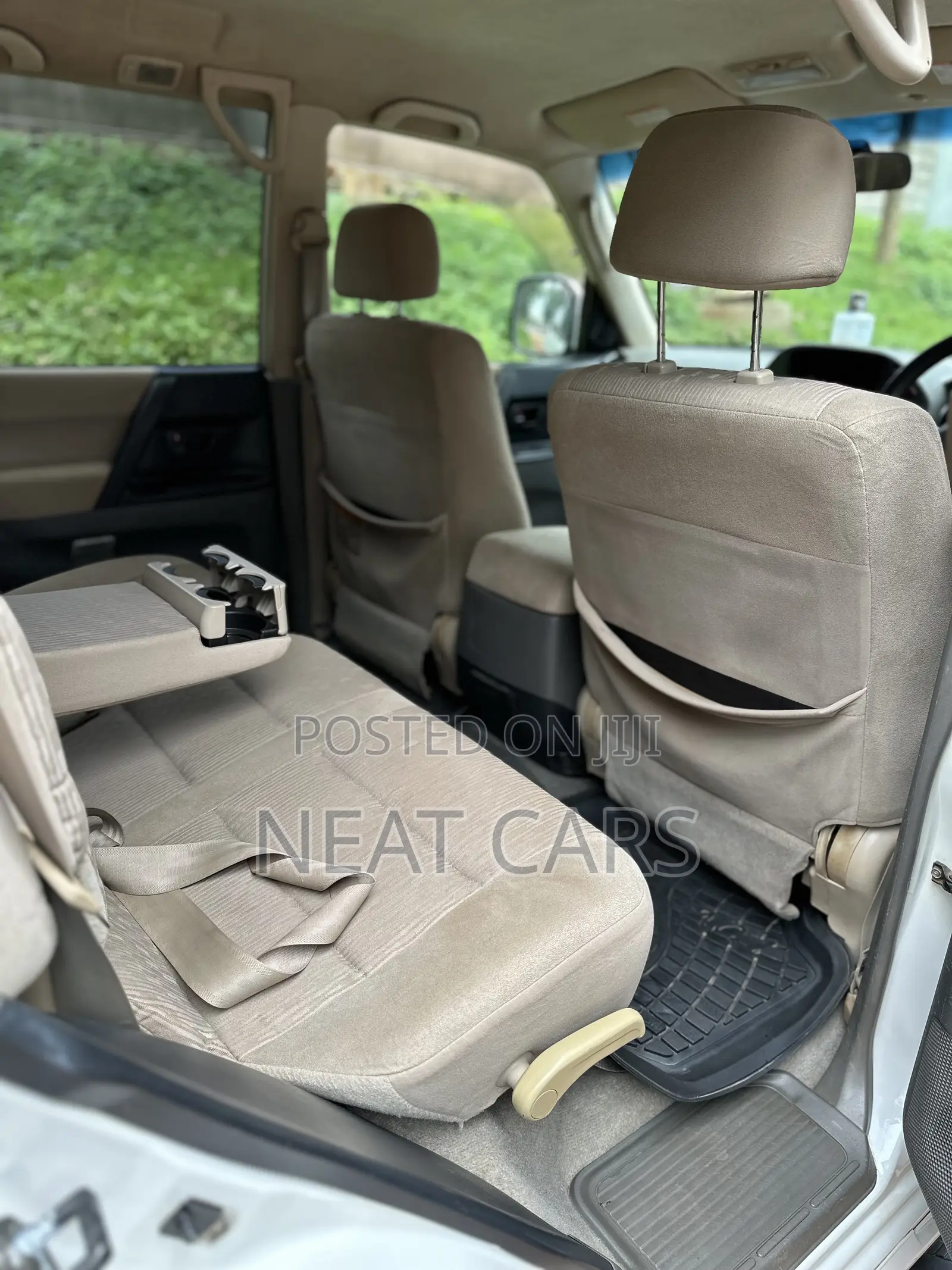 Mitsubishi Pajero 2005 White