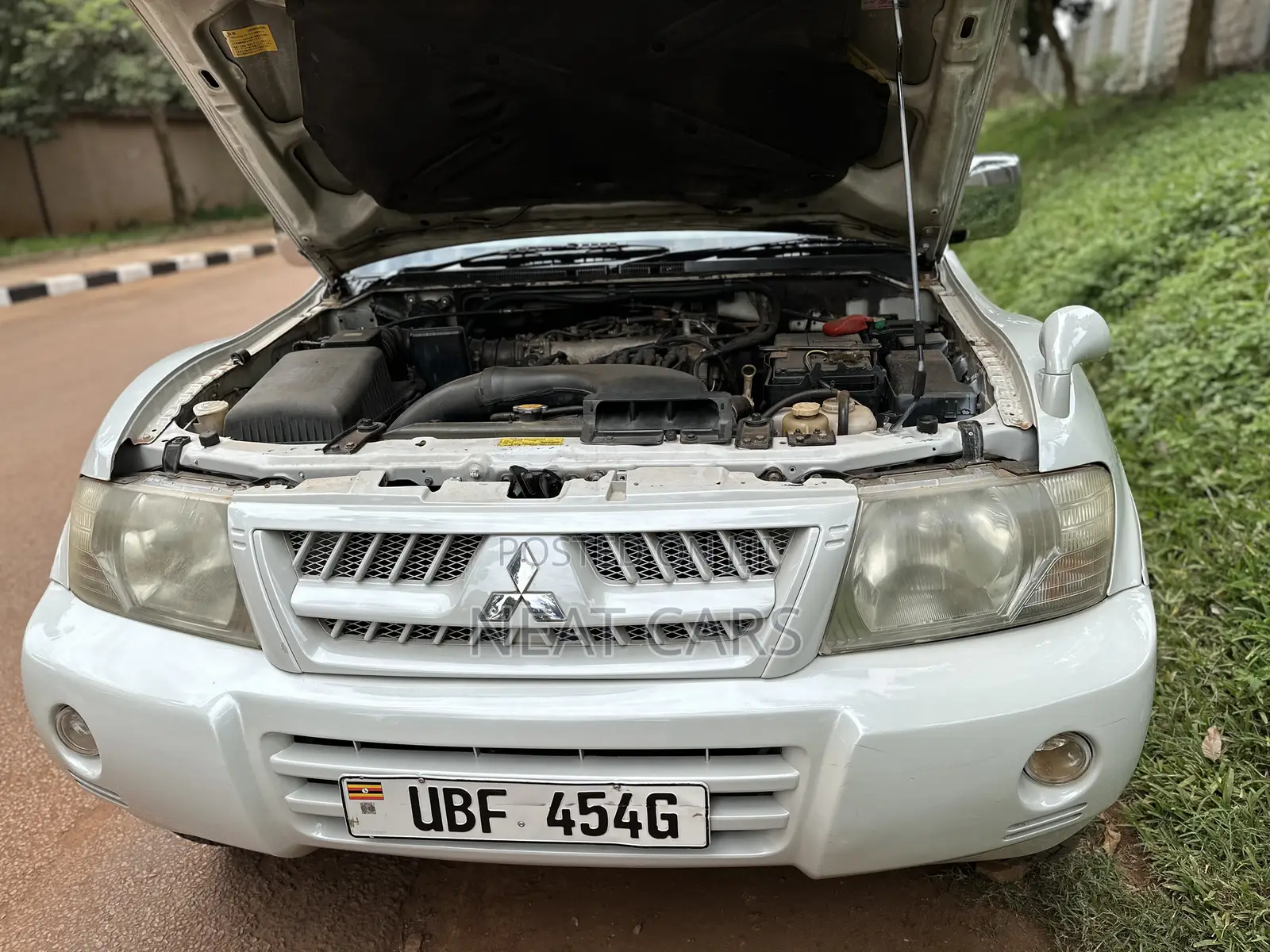Mitsubishi Pajero 2005 White