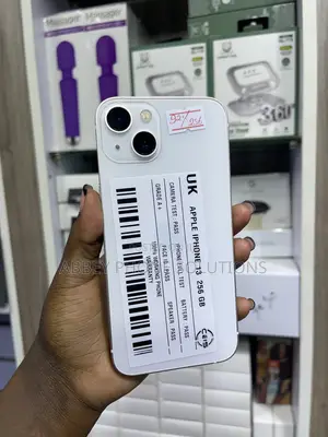 Apple iPhone 13 256 GB White