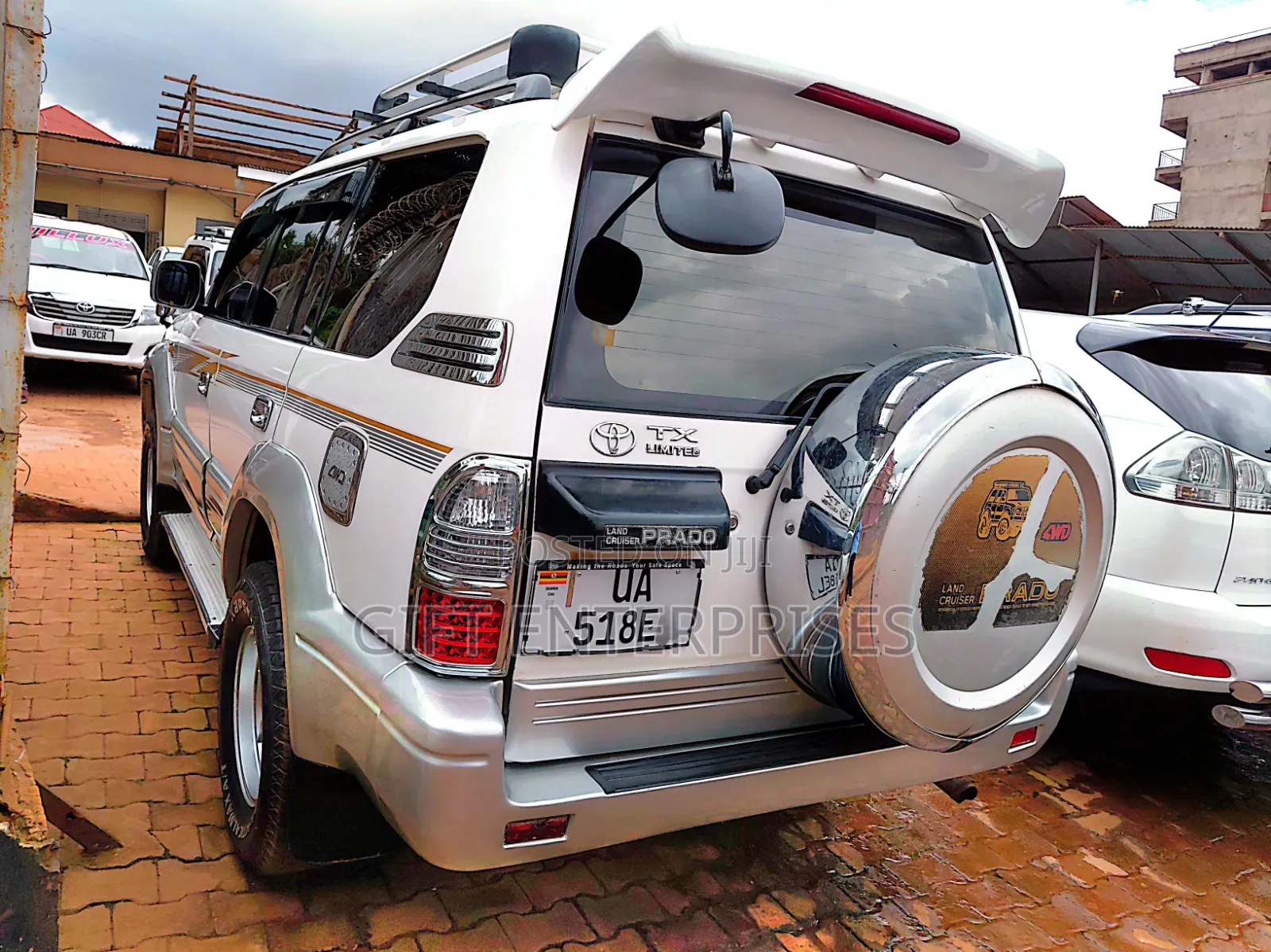 Toyota Land Cruiser Prado 2001 White