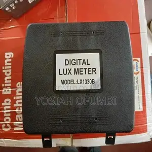 Digital Lux Meter Lx 1330b