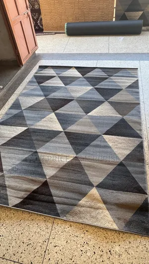 Rug Modern Center Carpet. 200cm by 300cm