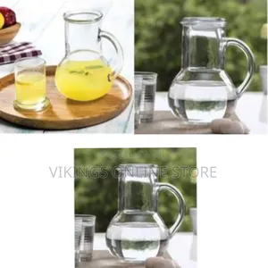 Classic Clear Glass Pitcher / Carafe With Handle - Clear