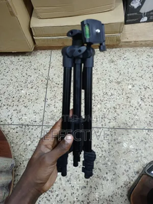 Aluminum Tripod Stand for Cameras and Phones