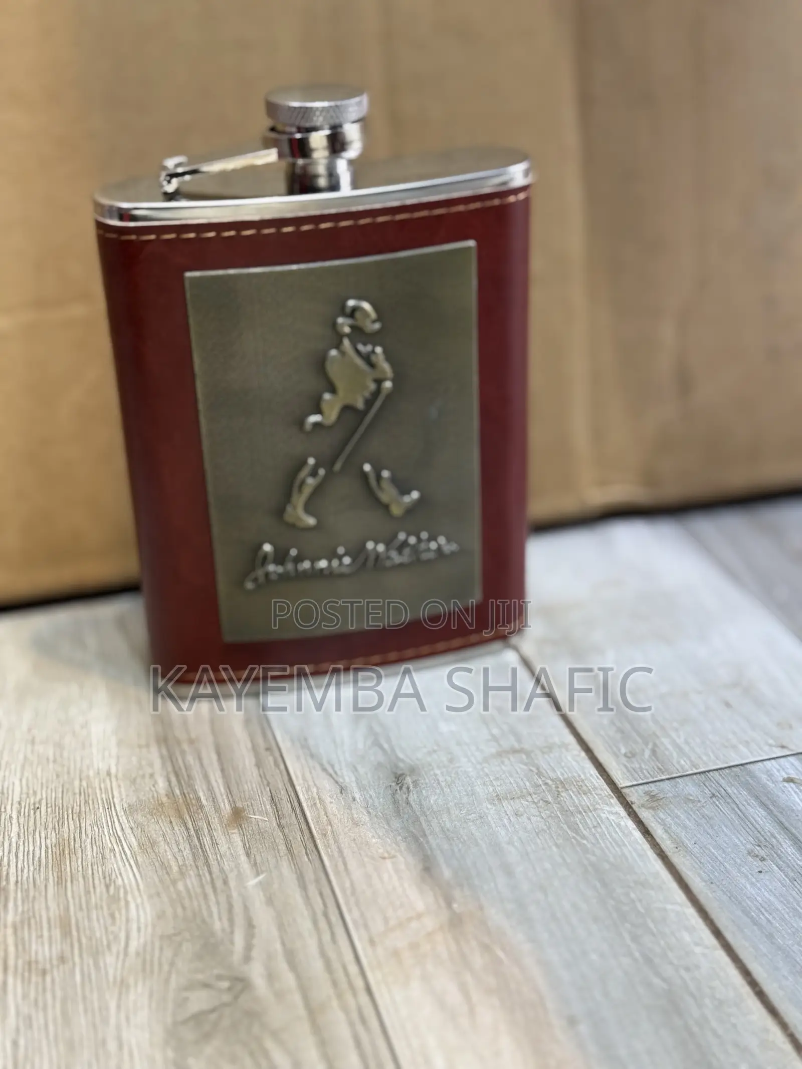 Brand New 8oz Johnnie Walker Leather Wrapped Hip Flask Set