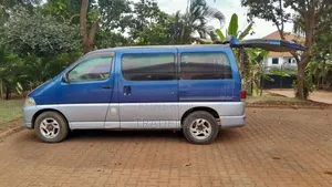 Toyota HiAce 1997 Blue