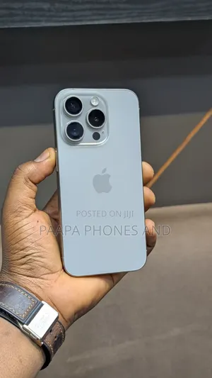 Apple iPhone 15 Pro 128 GB Gold