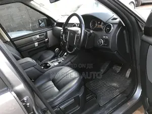Land Rover Discovery 2013 Gray