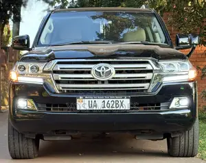 Toyota Land Cruiser 4.6 V8 ZX 2014 Black