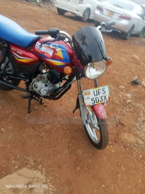Bajaj Boxer 125 2023 Red
