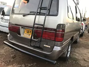 Toyota HiAce 2000 Grey