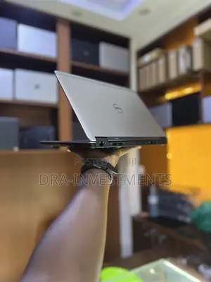 Laptop Dell Latitude E7240 8GB Intel Core i5 HDD+SSD 500GB