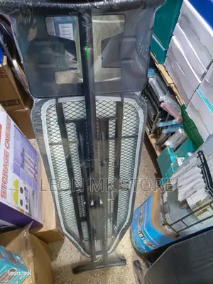 Silver Touch Iron Stand