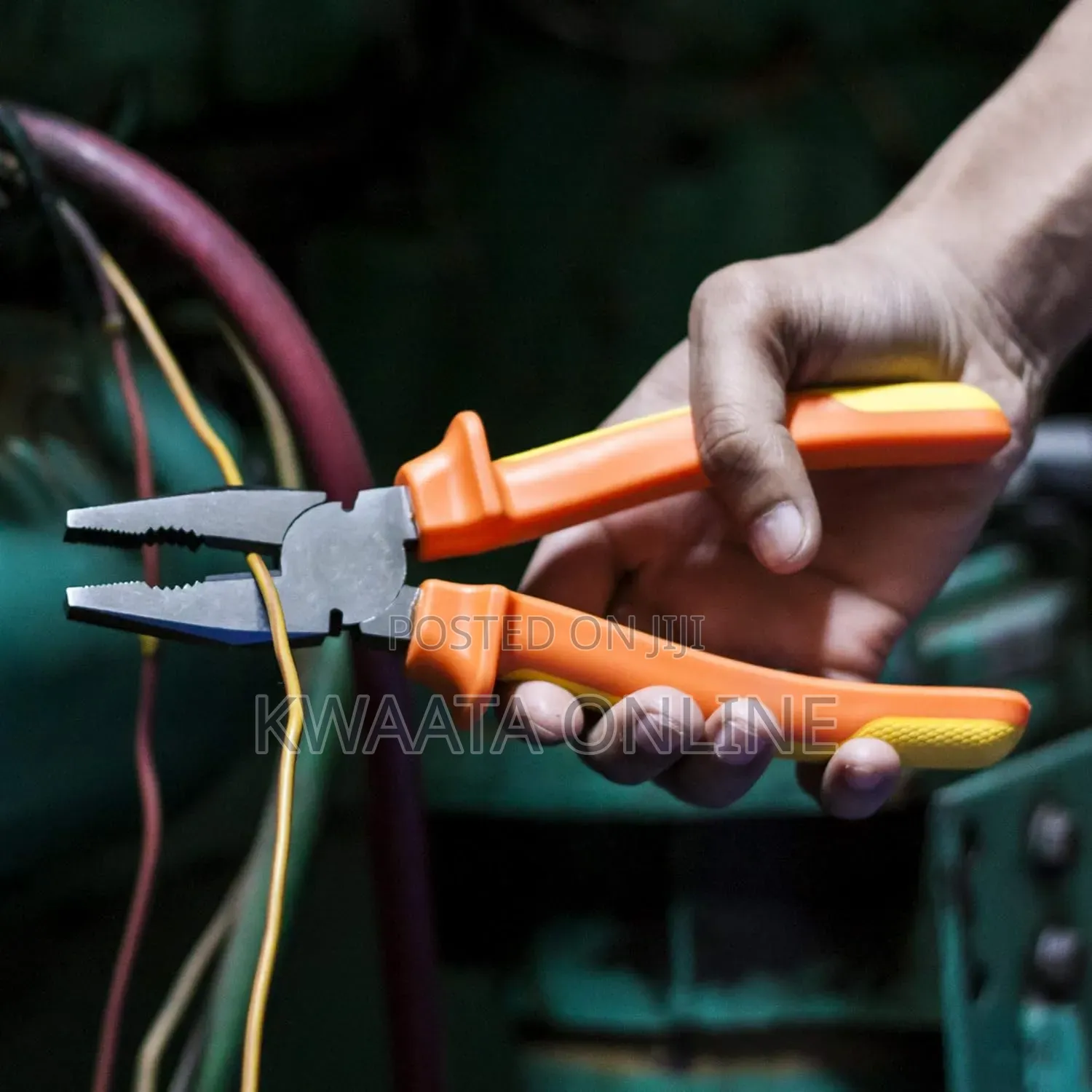 Professional Grade 8 Inch Combination Plier | 1000v Insulation Plier
