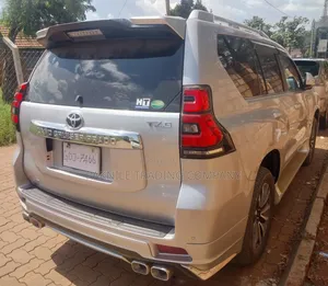 Toyota Land Cruiser Prado 2.8 2020 Silver