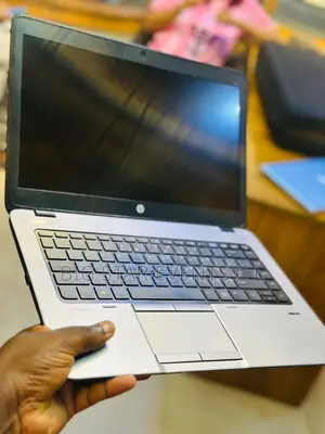 Laptop HP EliteBook 840 G2 4GB Intel Core i5 HDD 500GB