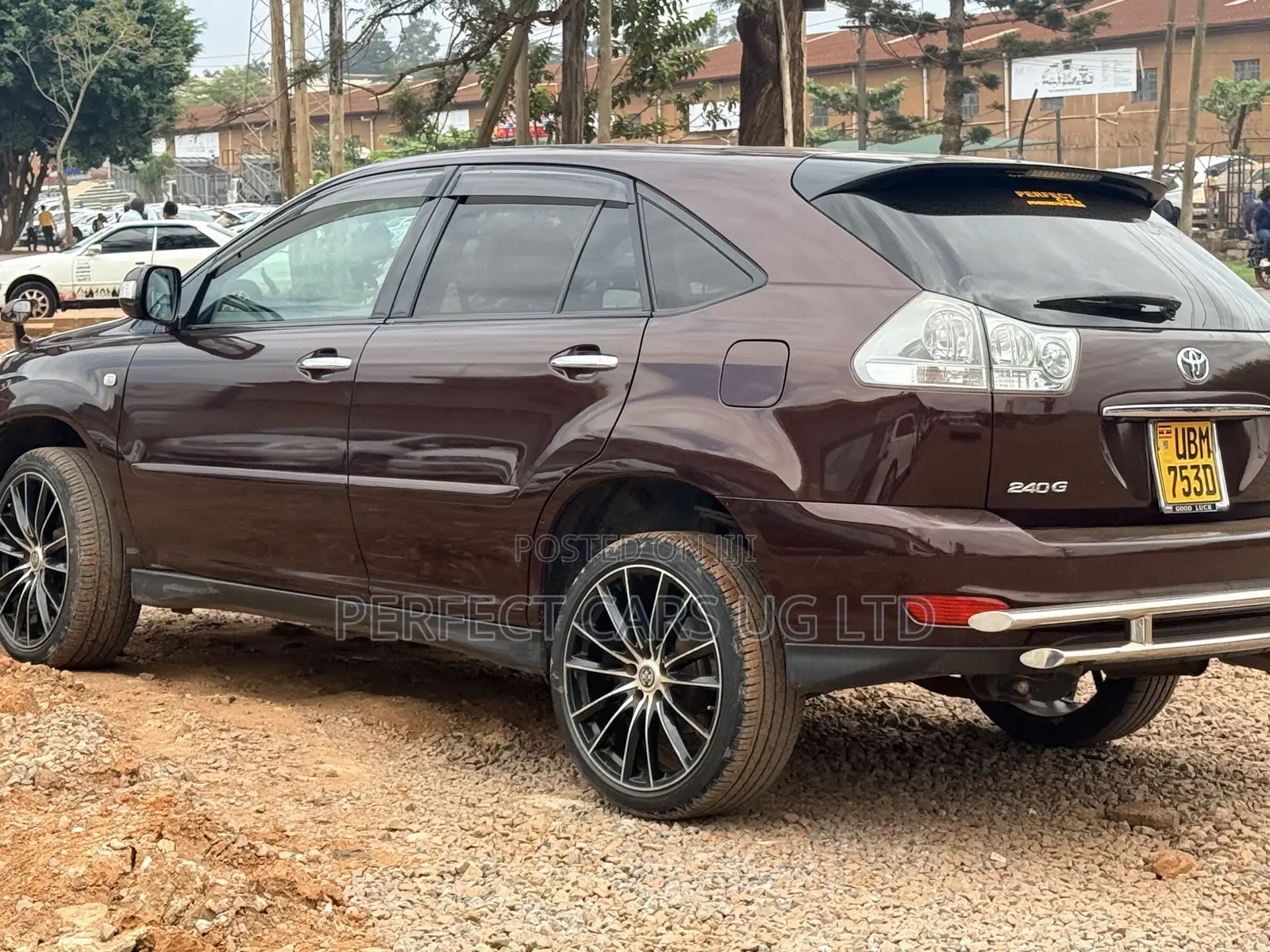 Toyota Harrier 2.4 2009 Maroon
