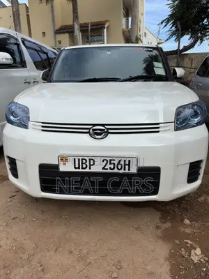 Toyota Corolla Rumion 2010 Pearl