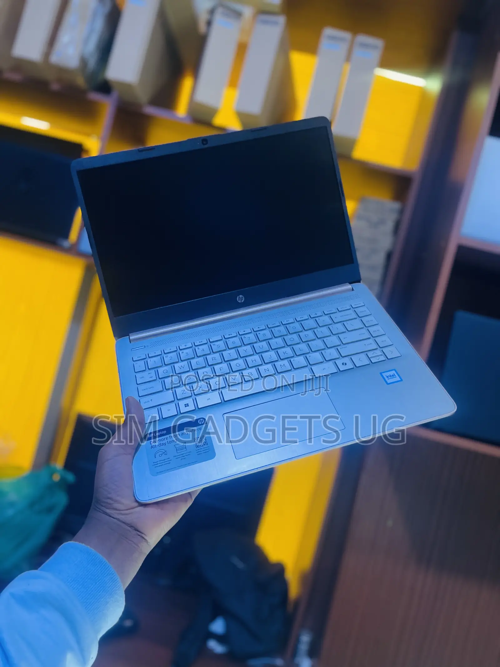 Laptop HP 4GB Intel Celeron SSD 128GB