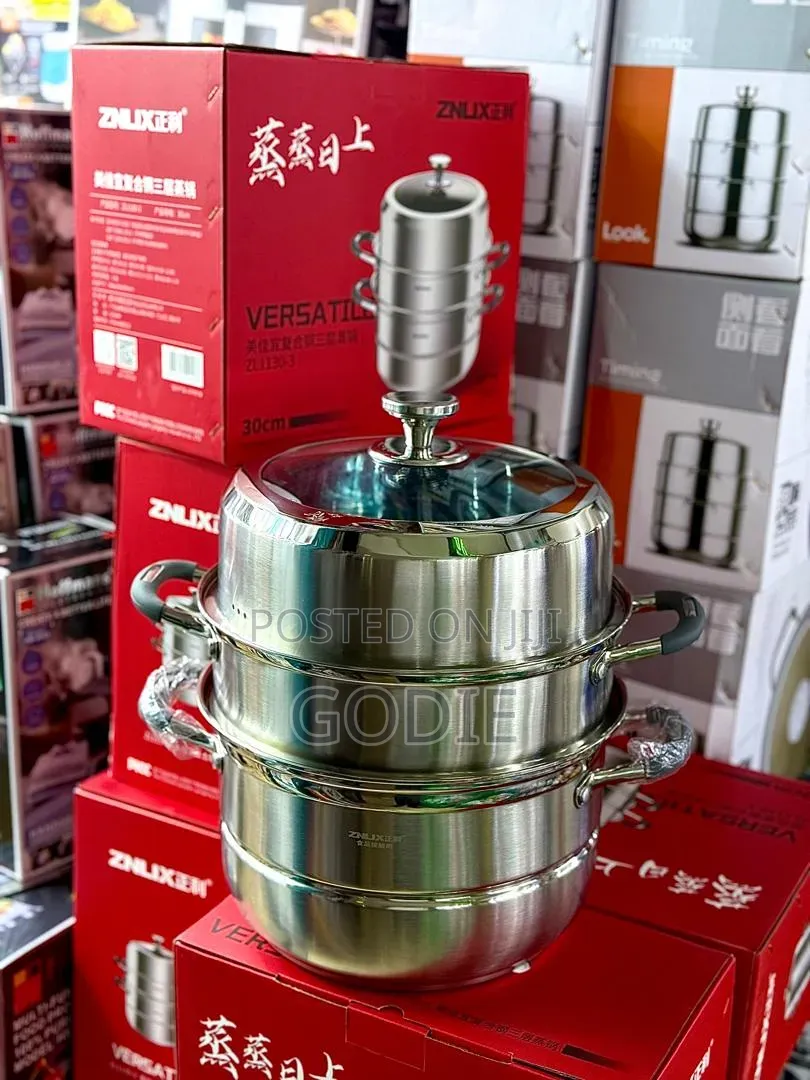 High-Quality Stainless Steel Food Steamer.