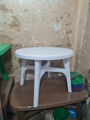 Bow Footed Plastic Table Plastic Dining Table (White)