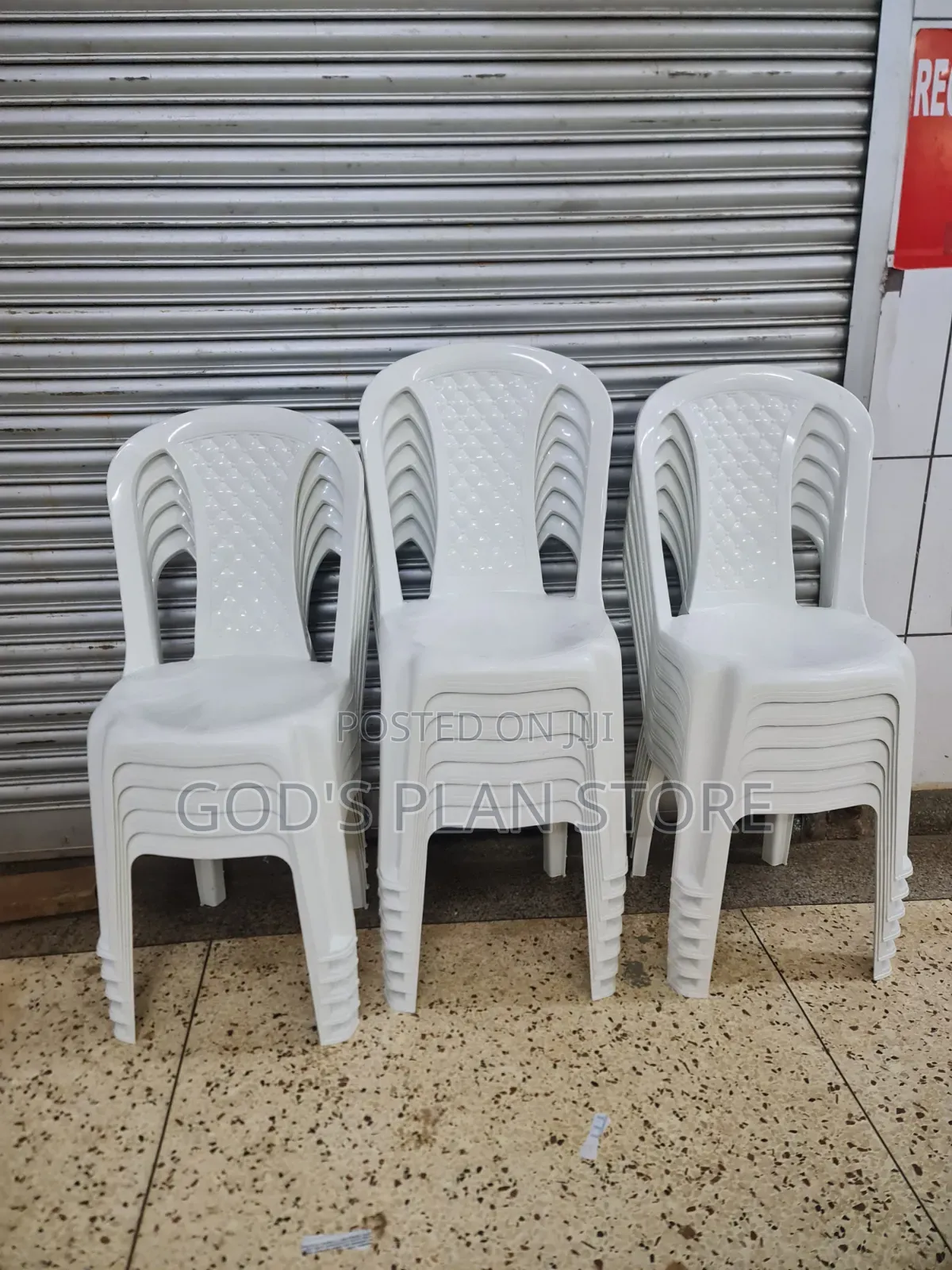Common Plastic Chairs Plastic Chairs