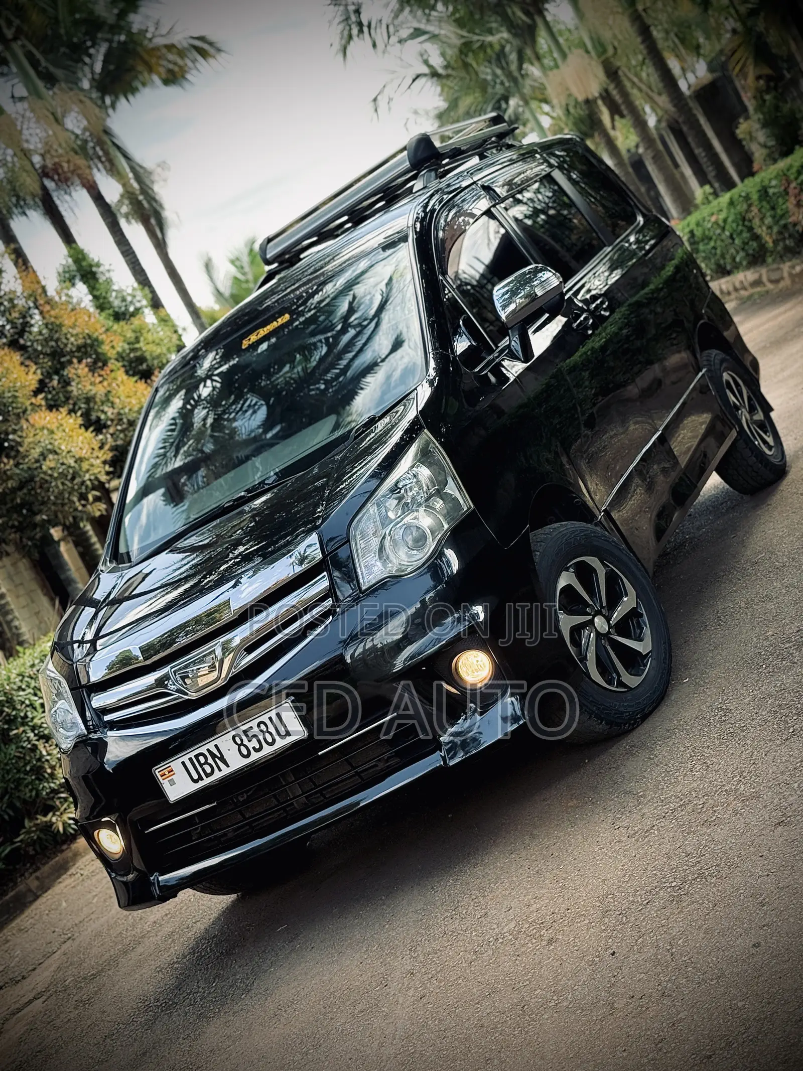Toyota Noah 2011 Black