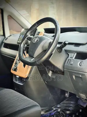 Toyota Noah 2011 Black
