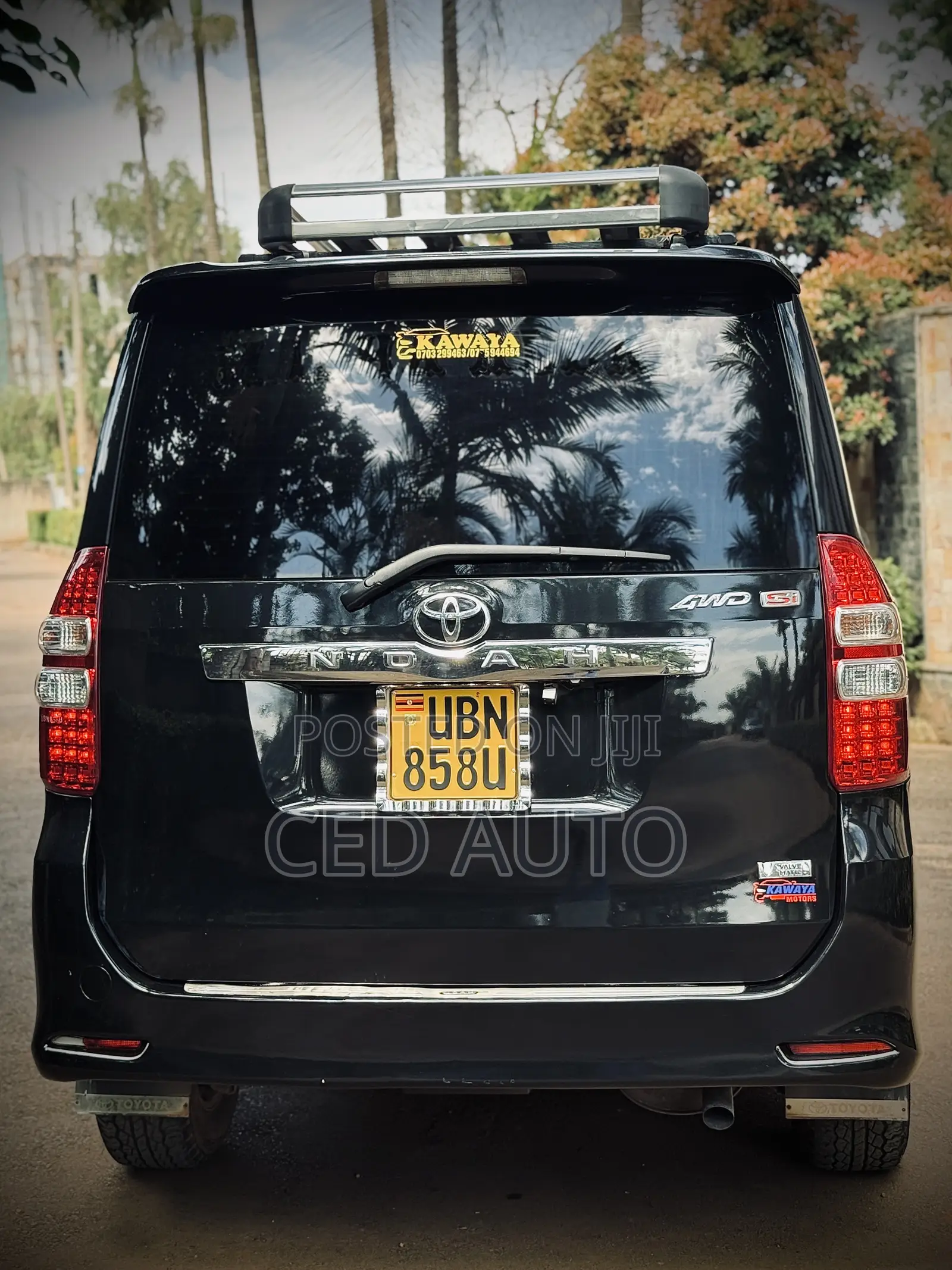 Toyota Noah 2011 Black