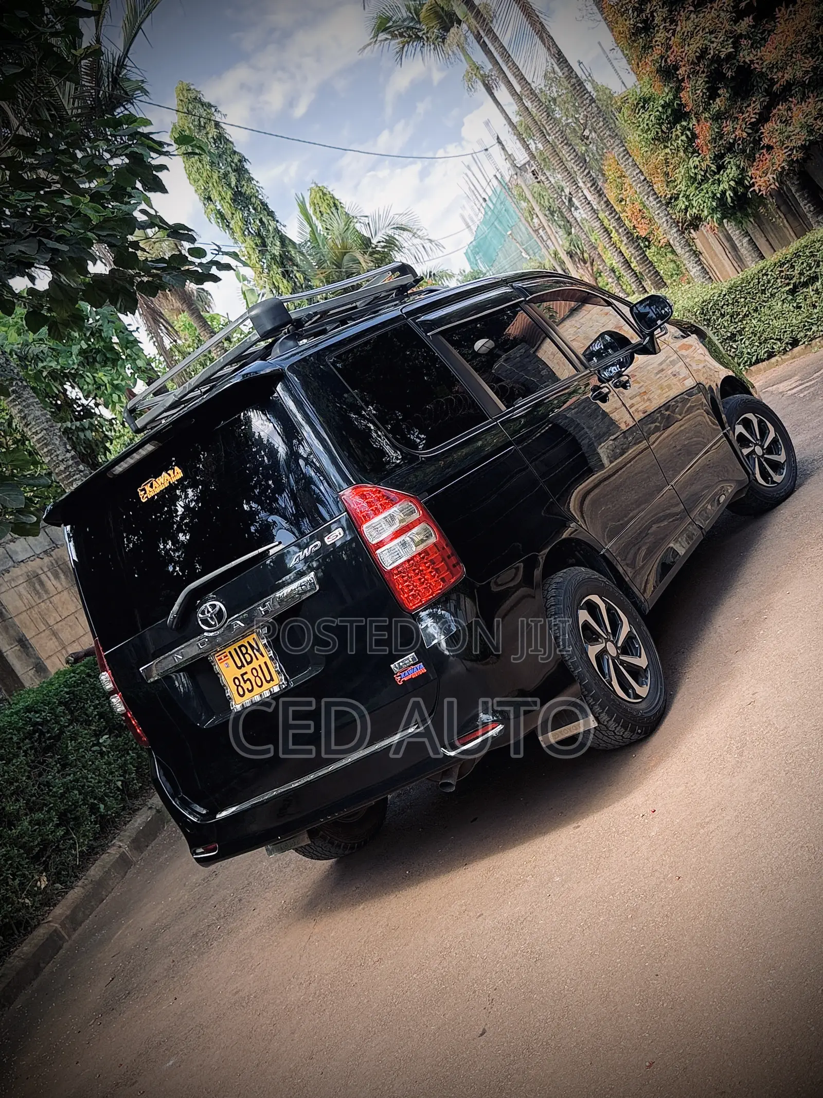 Toyota Noah 2011 Black