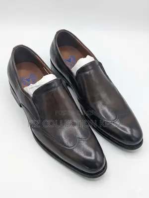 Elegant Slip-on Loafer Design
