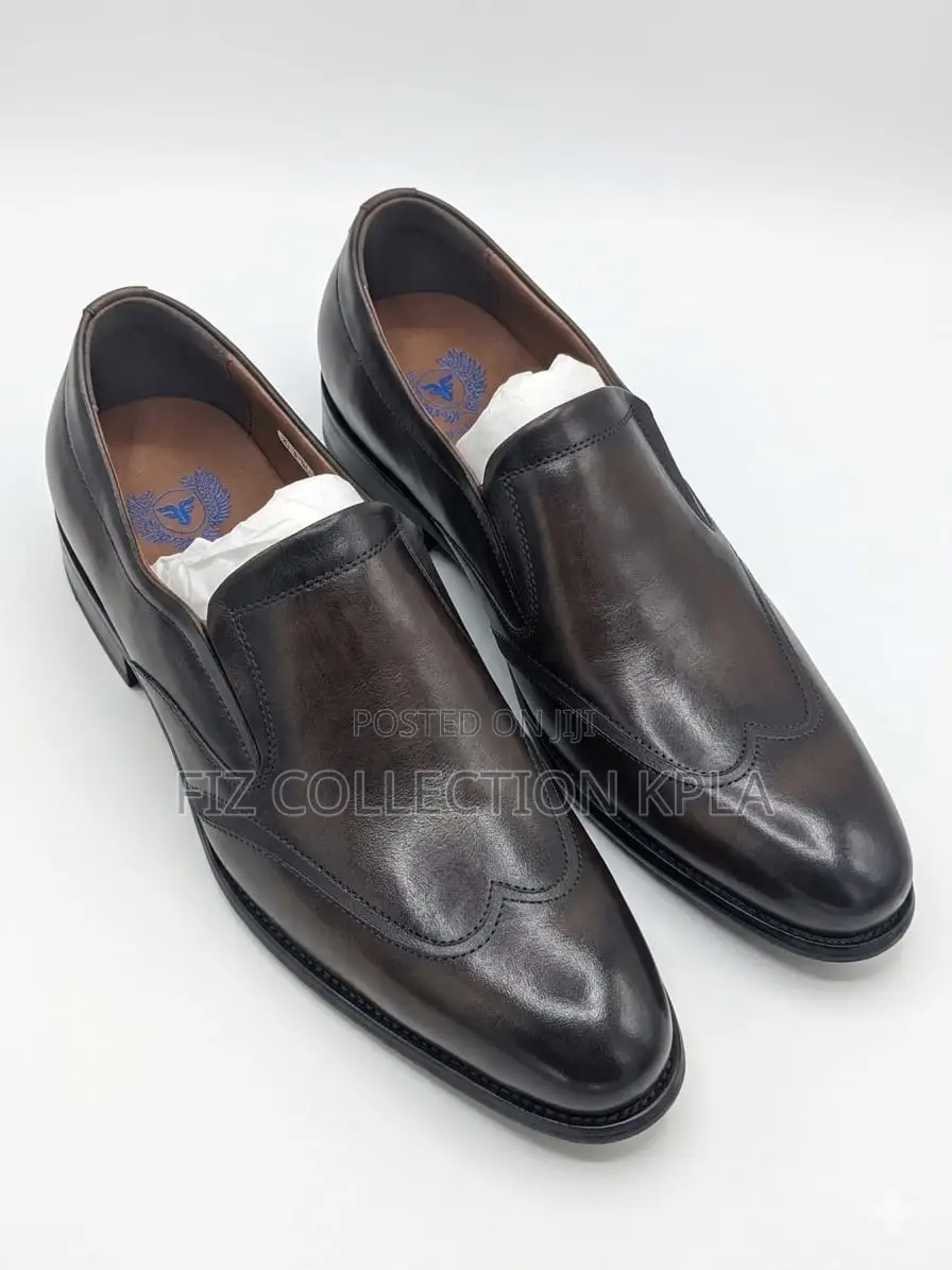 Elegant Slip-on Loafer Design