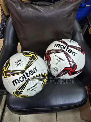 Original Molten (Tubeless) Size 5