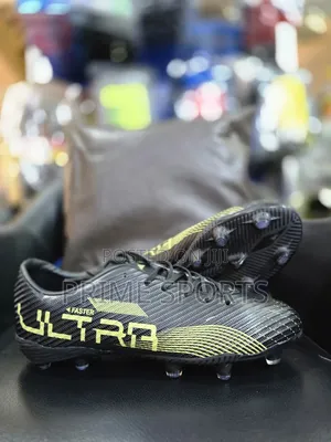 Football Shoes (Puma)