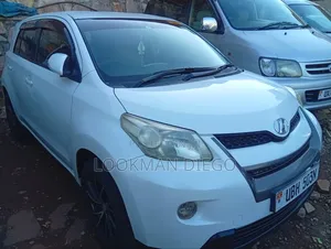 Toyota IST 2008 White