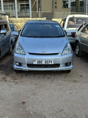 Toyota Wish 2003 Silver