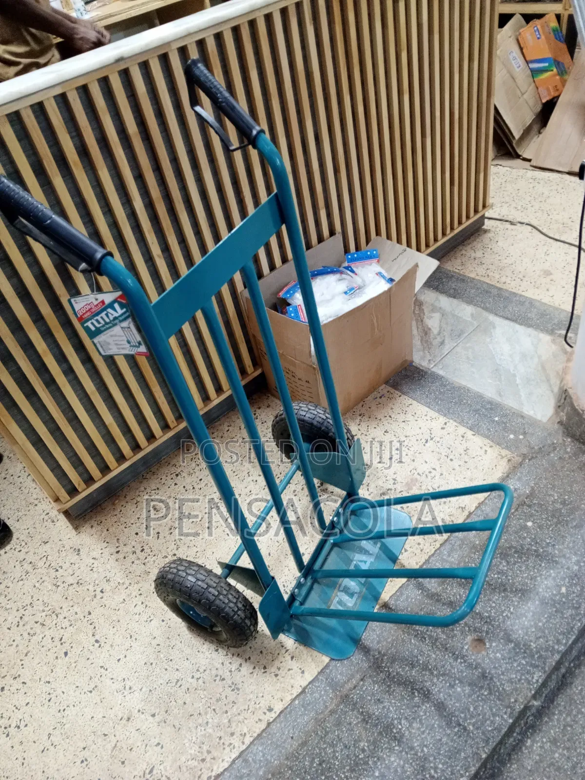 Crate Carrier