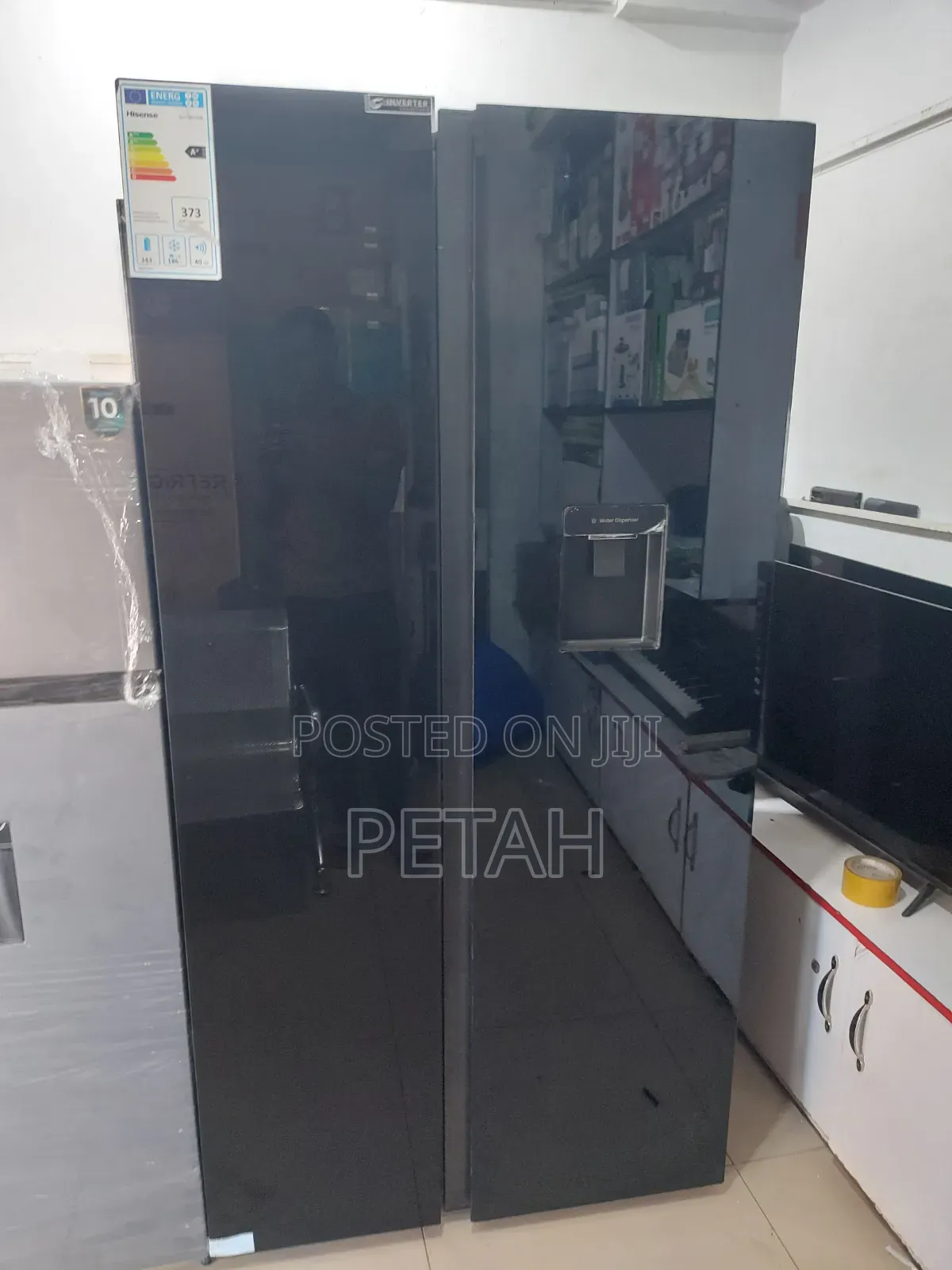 750litres Hisense Side by Side Fridge
