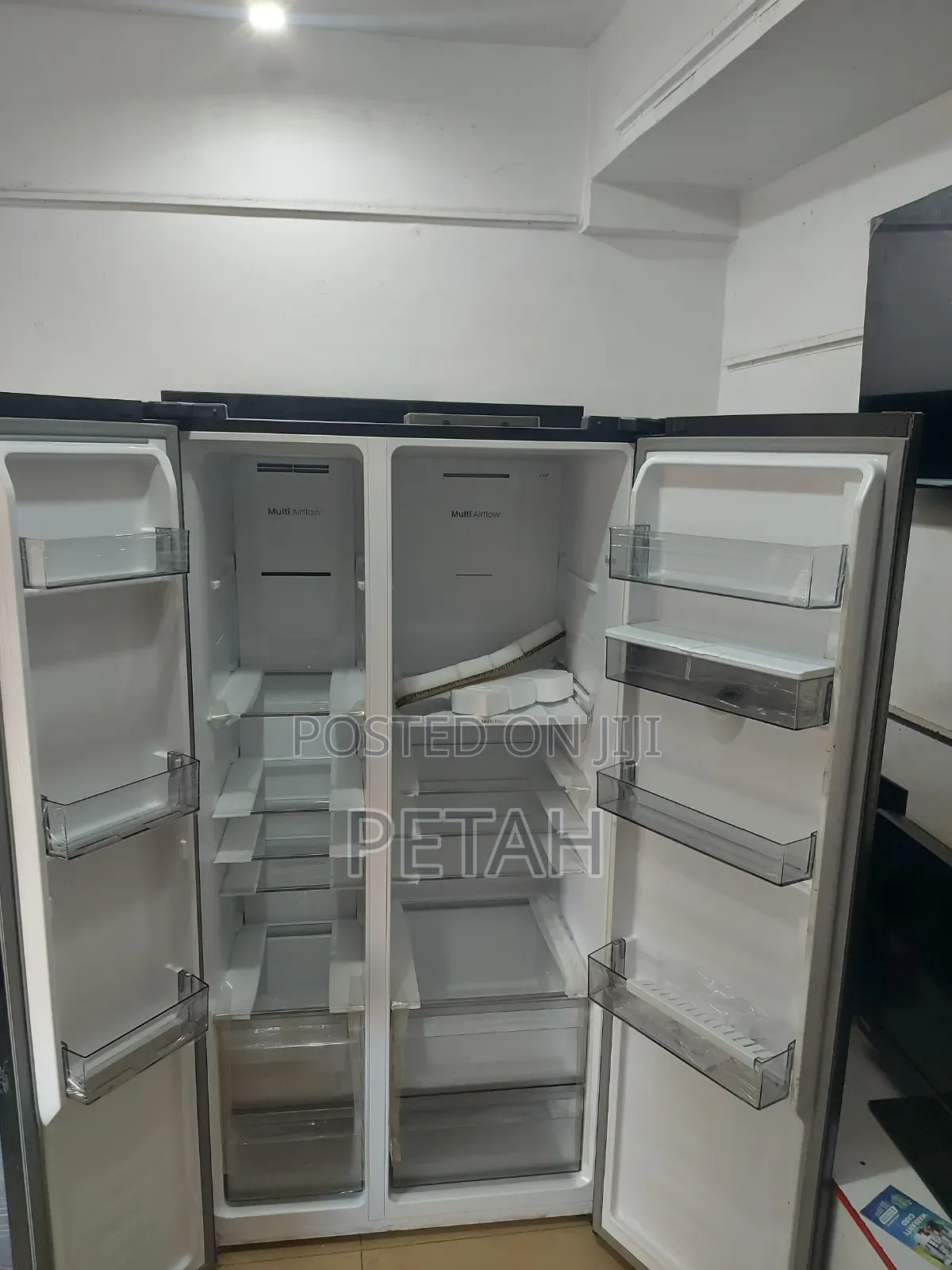 750litres Hisense Side by Side Fridge