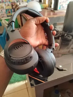 JBL Tune710bt