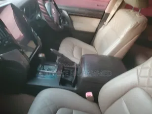 Toyota Land Cruiser 2010 Black