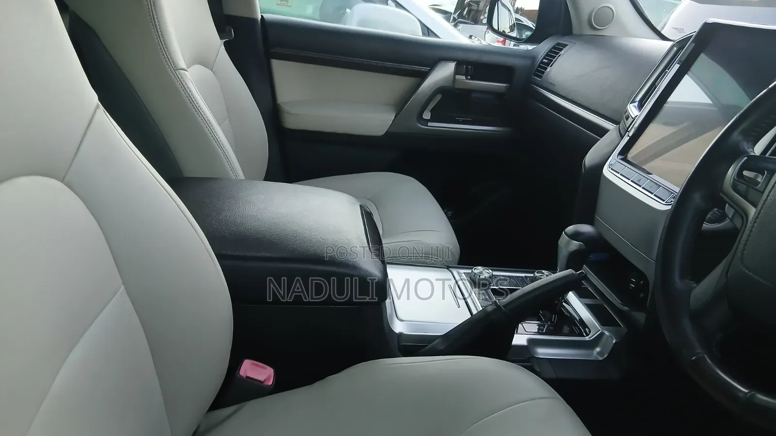 Toyota Land Cruiser 2017 Black
