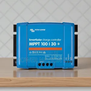 100/ 30a Victron Interstellar MPPT Charge Controller