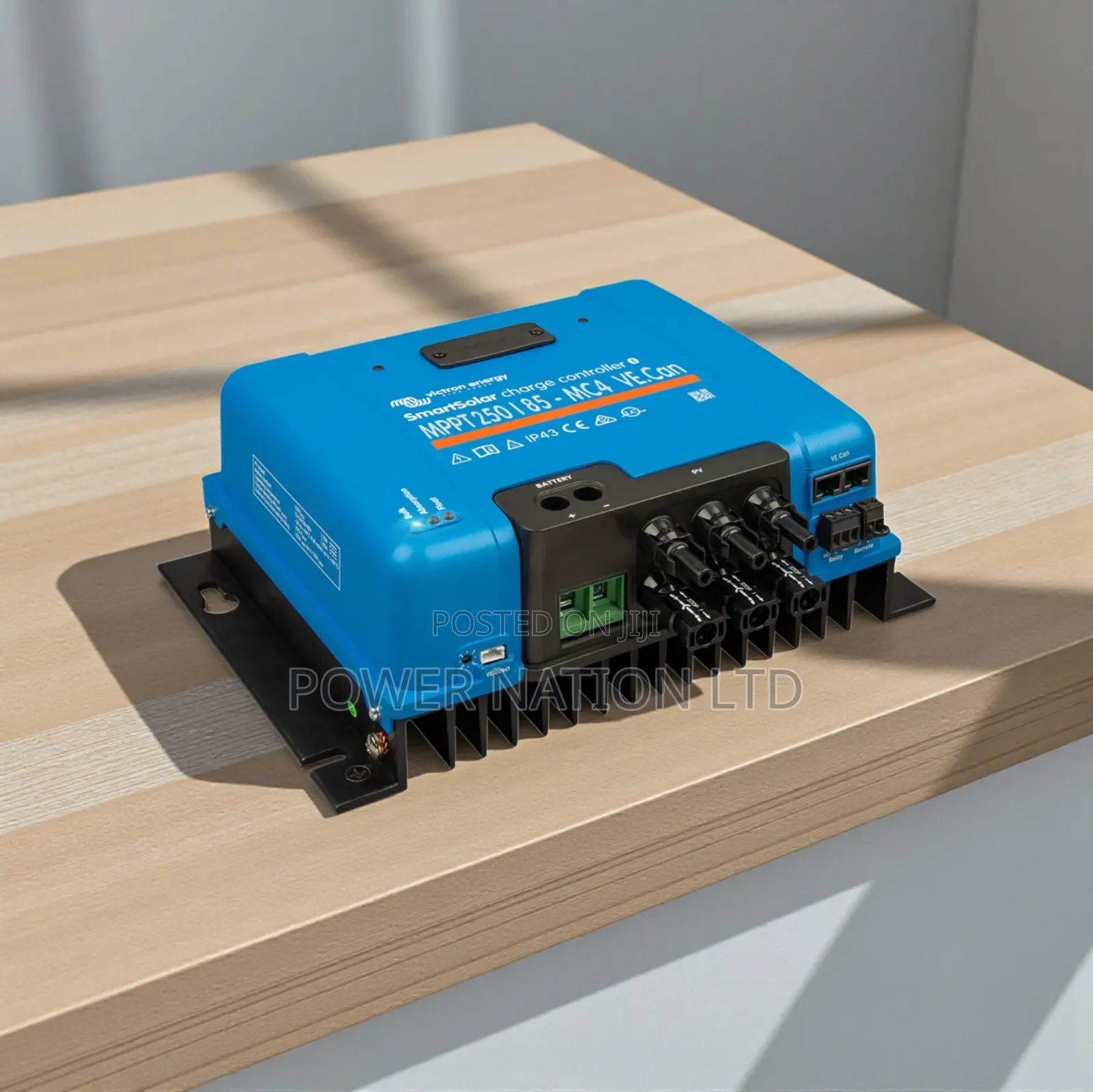 250/ 85atr Victron Interstellar MPPT Charge Controller
