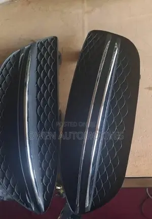 Front Bumper Vents/Nets for C200,C180 W205 Avant-Garde