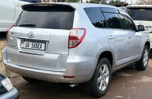 Toyota Vanguard 2008 Silver