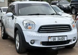 Mini Cooper S 4dr Hatchback (2.0L 4cyl Turbo 6M) 2015 White