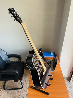 Sweet Melodys Black Powered Yamaha Acoustic Guitar